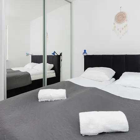 Spacious & Bright Family In By Renters * Gdańsk