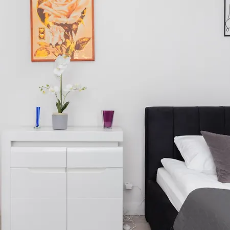 Spacious & Bright Family In By Renters شقة غدانسك