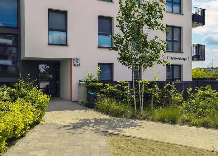 Spacious & Bright Family In By Renters דירה